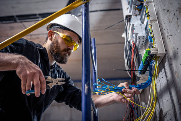 Best Electrical Contractors for Businesses  in White Center, WA